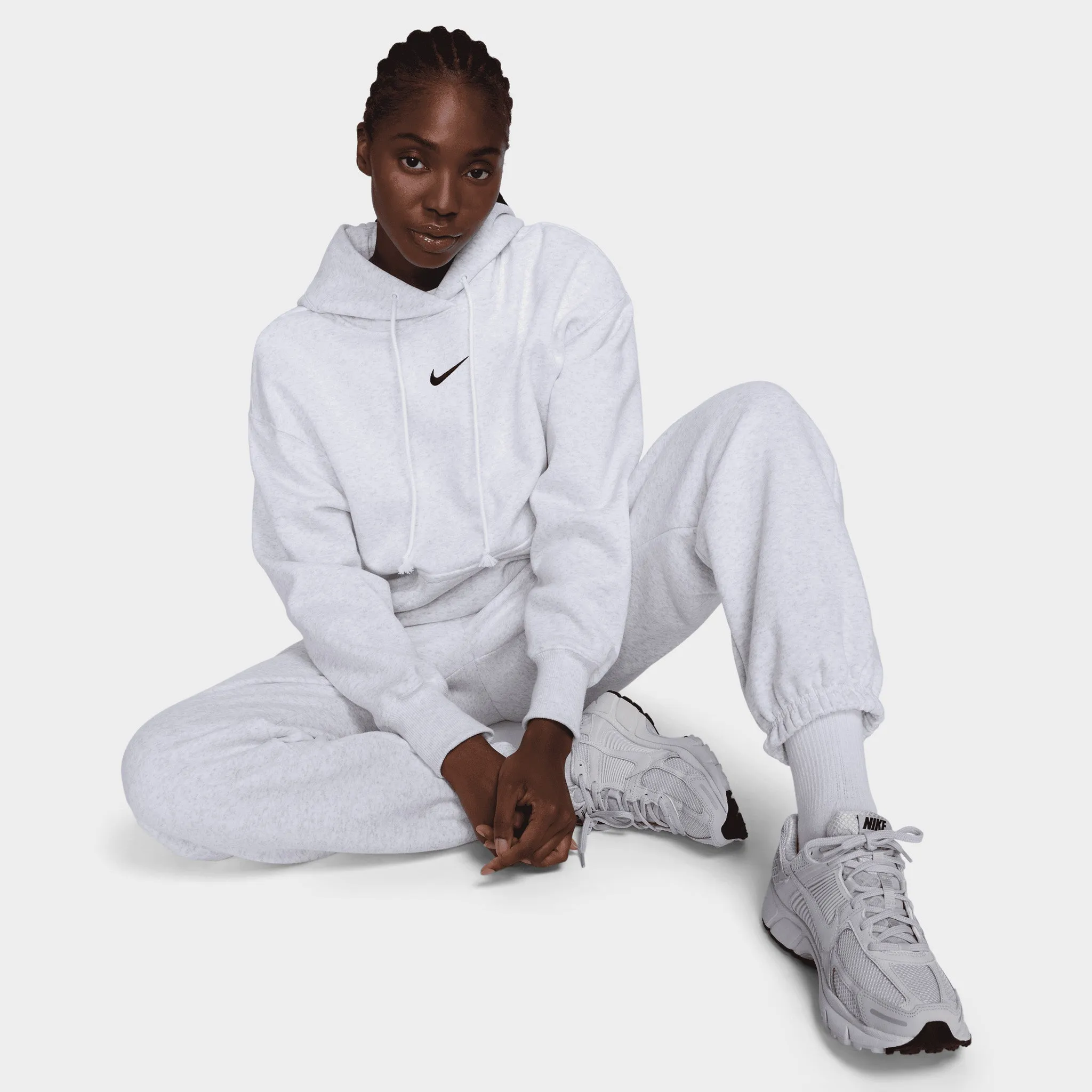 Nike Women's High-Waisted Oversized Sweatpants Birch Heather / Black